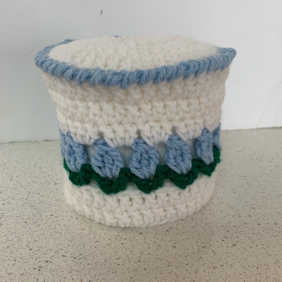 Tulip Flower Toilet Paper Tissue Cover New Light Blue with Green Leaves - Picture 4 of 15